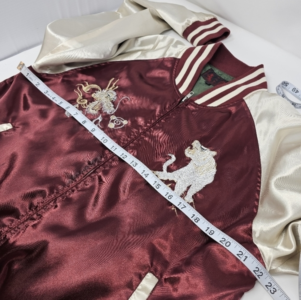 Vintage Sukajan Satin Bomber Jacket Japanese Embroidered Dragon Tiger Large Red. - Picture 8 of 12